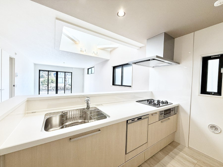 �L�b�`�� ���������������̖��@��������A���ʂȃL�b�`��