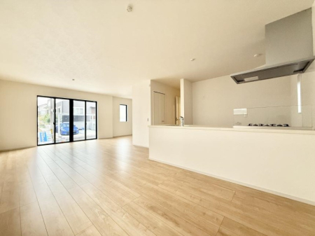 rO 났ƏΊ炪W܂AS܂郊rO