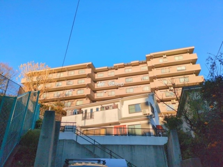 ���n�O�ώʐ^ �O�ρ��V������炵���n�܂�ꏊ�ŁA�Ƒ����J��[�߂�