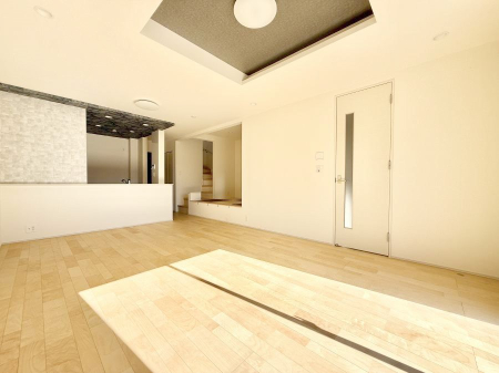 rO 났ƏΊ炪W܂AS܂郊rO