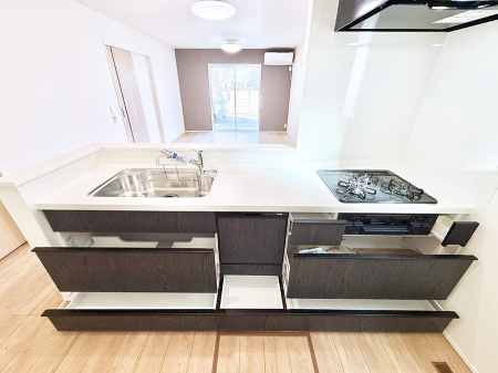 �L�b�`�� �����������������Ɗy�����Ȃ�A���K�ȃL�b�`�����