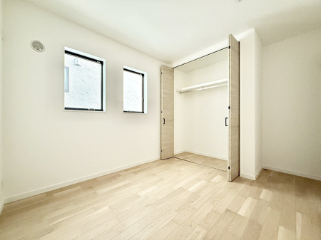 �Q�� ���������̔z�u��ʋC���̗ǂ��݌v�ŕ����̋�C�������炸�A��ɐV�N�ȋ�C������܂�