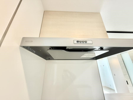 ���̑����� �ݔ����������̏��C����������C��ɗU������A�����I�ɔr�����ł��܂��B