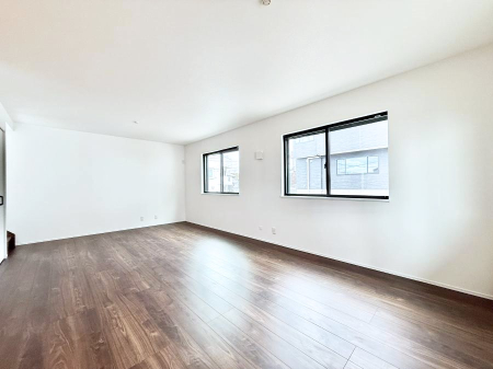 ���r���O ���������났�ƏΊ炪�W�܂�A�S���܂郊�r���O