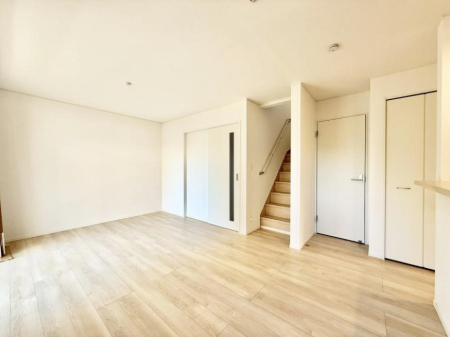 ���r���O ���������났�ƏΊ炪�W�܂�A�S���܂郊�r���O