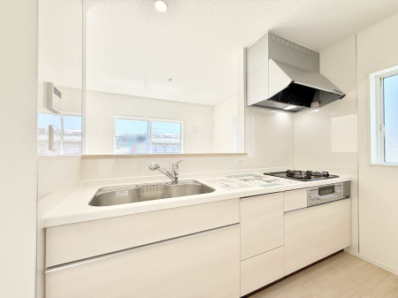 �L�b�`�� �������Ƒ��ƂȂ���A�R�~���j�P�[�V�����̏�