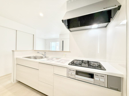 �L�b�`�� �������V���v���Ŕ������S�n�悢���Ԃ𐶂ރL�b�`�����