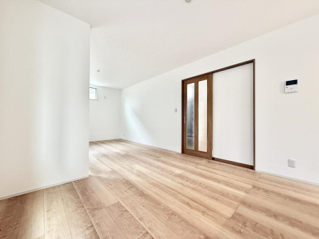 ���r���O �����������������Ɠ��ʂɂ���A�e���̋��