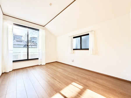 �q������ �����������̍D�݂ɍ��킹���C���e���A�𐮂��₷�����𔽉f�ł���ꏊ�ł�