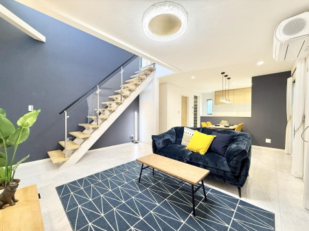 ���r���O ���������R�Ɖ�b�����܂��A�S�n�悢�ЂƂƂ�