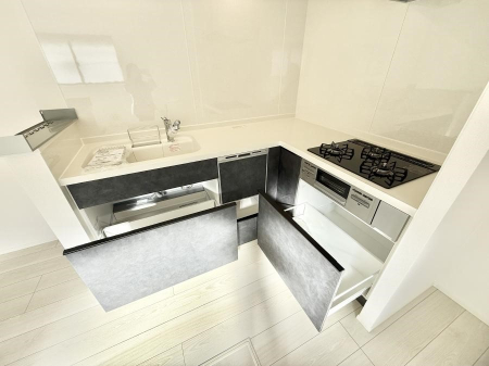 �L�b�`�� �����������������Ɗy�����Ȃ�A���K�ȃL�b�`�����