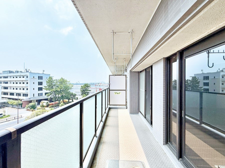 oRj[  G߂̈ڂ낢JIȋԂł