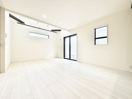 ���r���O ���������ƕ���������A�����b�N�X�ł�����