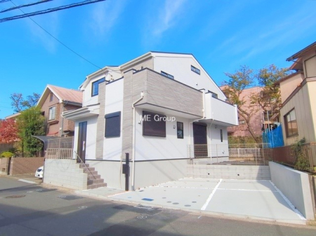 nOώʐ^ OρV炵n܂ꏊŁAƑJ[߂