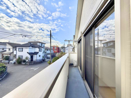 �o���R�j�[ ������ �G�߂̈ڂ낢����������J���I�ȋ�Ԃł�