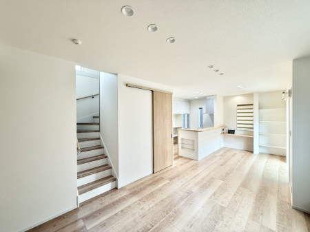 ���r���O ���������ƕ���������A�����b�N�X�ł�����