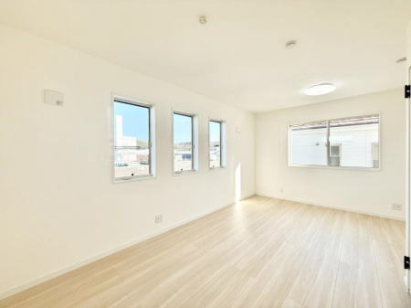 ���̑����� �������D��ŉ��₩�Ȏ��Ԃ��������