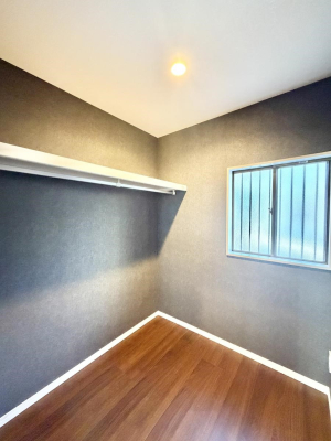 ���[ ����