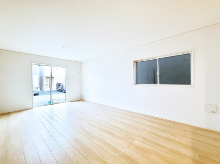 ���r���O ���������났�ƏΊ炪�W�܂�A�S���܂郊�r���O