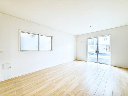 ���r���O ���������R�Ɖ�b�����܂��A�S�n�悢�ЂƂƂ�