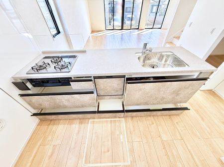 �L�b�`�� �������Ƒ����J��[�߂�A������̂���L�b�`��