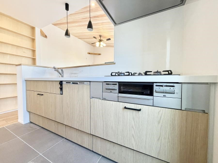 �L�b�`�� ���������y���݂ƐH�ׂ�K����͂���L�b�`��