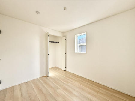 �q������ ����