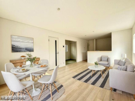 ���r���O ����