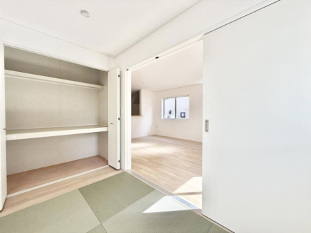 ���̑����� �������k�c�j�Ƒ����Ԃ̘a���A�g�����聛