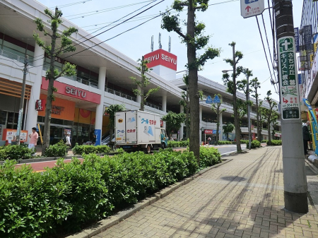 ӊ X[p[ 1600m F񖓐X