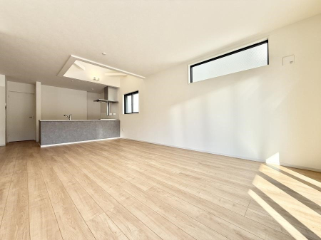 rO 났ƏΊ炪W܂AS܂郊rO