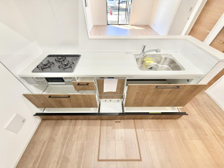 �L�b�`�� ����