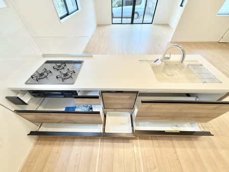 �L�b�`�� �������A�C�f�A�L����A�N���G�C�e�B�u�ȗ������