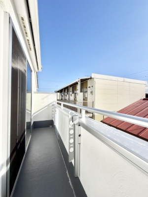 �o���R�j�[ ������ �G�߂̈ڂ낢����������J���I�ȋ�Ԃł�