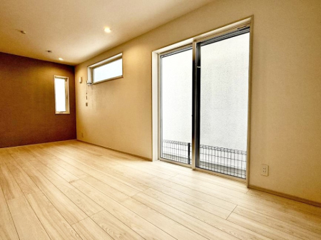 ���r���O ���������R�Ɖ�b�����܂��A�S�n�悢�ЂƂƂ�