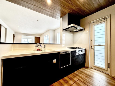 �L�b�`�� �������������Ŏ��p�I�A�S�Ƃ��߂��L�b�`���f�U�C��