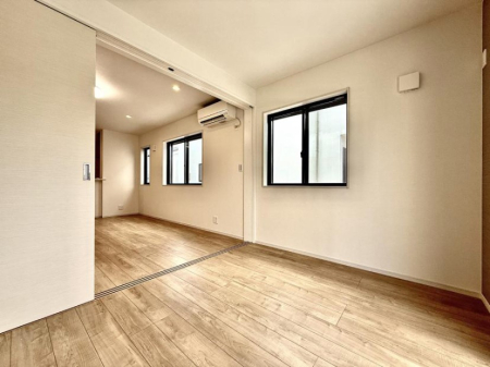 ���̑����� �������D��ŉ��₩�Ȏ��Ԃ��������