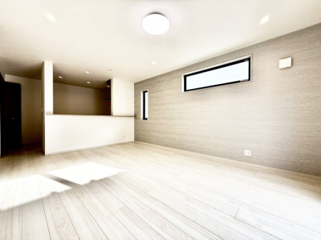 ���r���O ���������R�Ɖ�b�����܂��A�S�n�悢�ЂƂƂ�