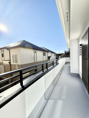 �o���R�j�[ ������ �G�߂̈ڂ낢����������J���I�ȋ�Ԃł�