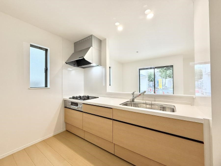 �L�b�`�� �������Ƒ��ƂȂ���A�R�~���j�P�[�V�����̏�