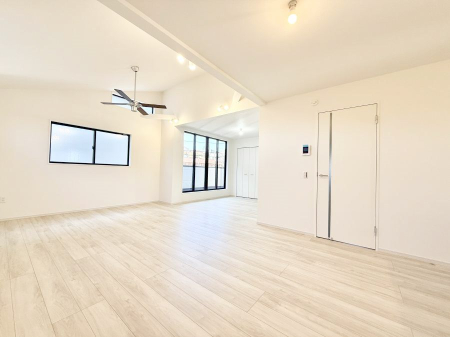 ���̑����� �������ӂƂ����u�ԂɍK����������A�S�n�悢�ꏊ