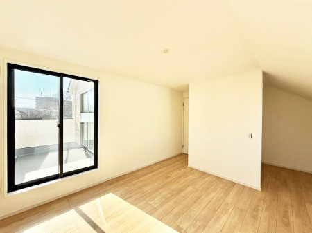 ���̑����� �������D��ŉ��₩�Ȏ��Ԃ��������