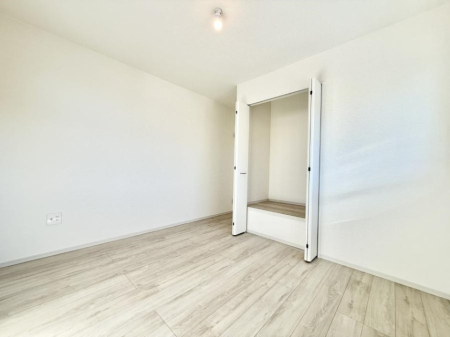 �Q�� ���������̔z�u��ʋC���̗ǂ��݌v�ŕ����̋�C�������炸�A��ɐV�N�ȋ�C������܂�