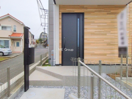 ���� �O�ρ� �V���v���Ŕ������A�Z�܂��̑���ۂ��ʂ錺�ւł�