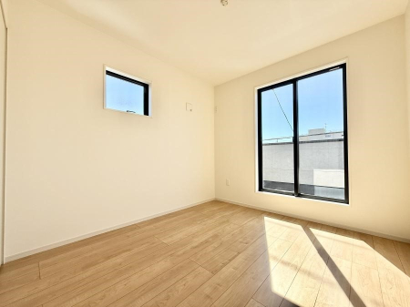 �Q�� ���������̔z�u��ʋC���̗ǂ��݌v�ŕ����̋�C�������炸�A��ɐV�N�ȋ�C������܂�