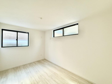 �Q�� ���������̔z�u��ʋC���̗ǂ��݌v�ŕ����̋�C�������炸�A��ɐV�N�ȋ�C������܂�