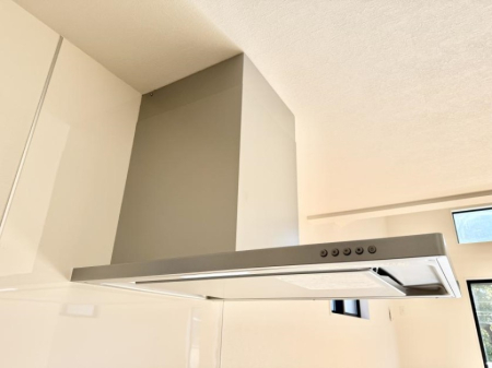 ���̑����� �ݔ����������̏��C����������C��ɗU������A�����I�ɔr�����ł��܂��B