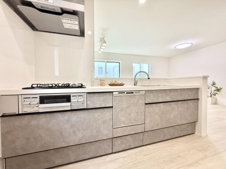 �L�b�`�� ����