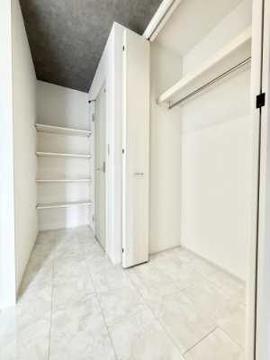 ���[ ����