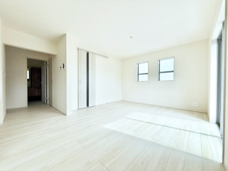 ���r���O ���������R�Ɖ�b�����܂��A�S�n�悢�ЂƂƂ�